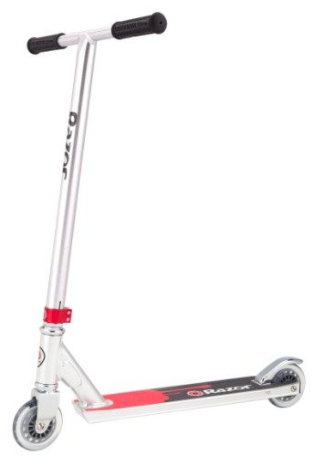 ‏קורקינט פעלולים RAZOR Pro X