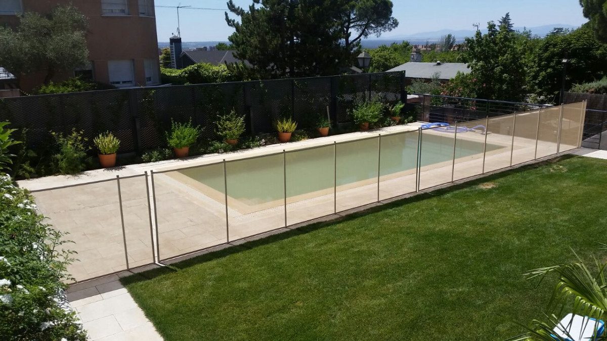 גדר בטיחות לבריכה 5 מ' אפור כהה EUROFENCE ספרד