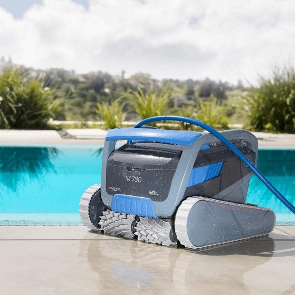רובוט ניקוי Dolphin M700 Maytronics
